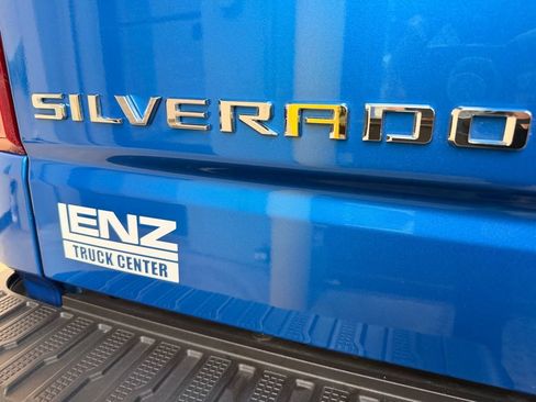 Used 2024 Chevrolet Silverado 1500 RST w/ Z71 Off-Road Package AWD/4WD image 9