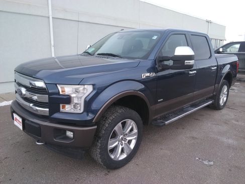 Used 2017 Ford F150 Lariat w/ Equipment Group 502A Luxury image 2