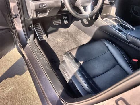 Certified 2018 Honda Accord Sport image 3