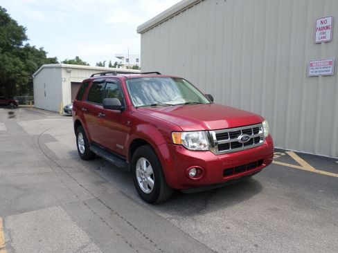 Used 2008 Ford Escape XLT FWD image 2