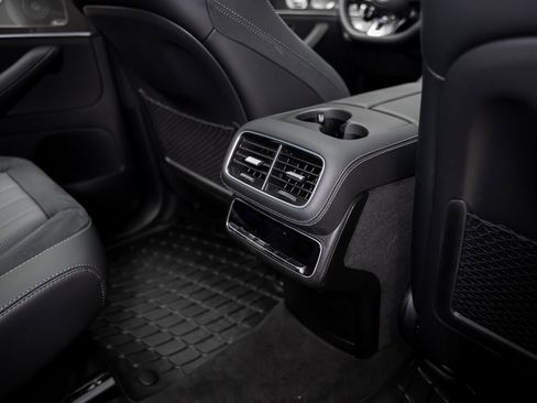 Used 2025 Mercedes-Benz GLS 63 AMG 4MATIC image 82