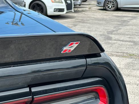 Used 2019 Dodge Challenger SXT AWD/4WD image 32