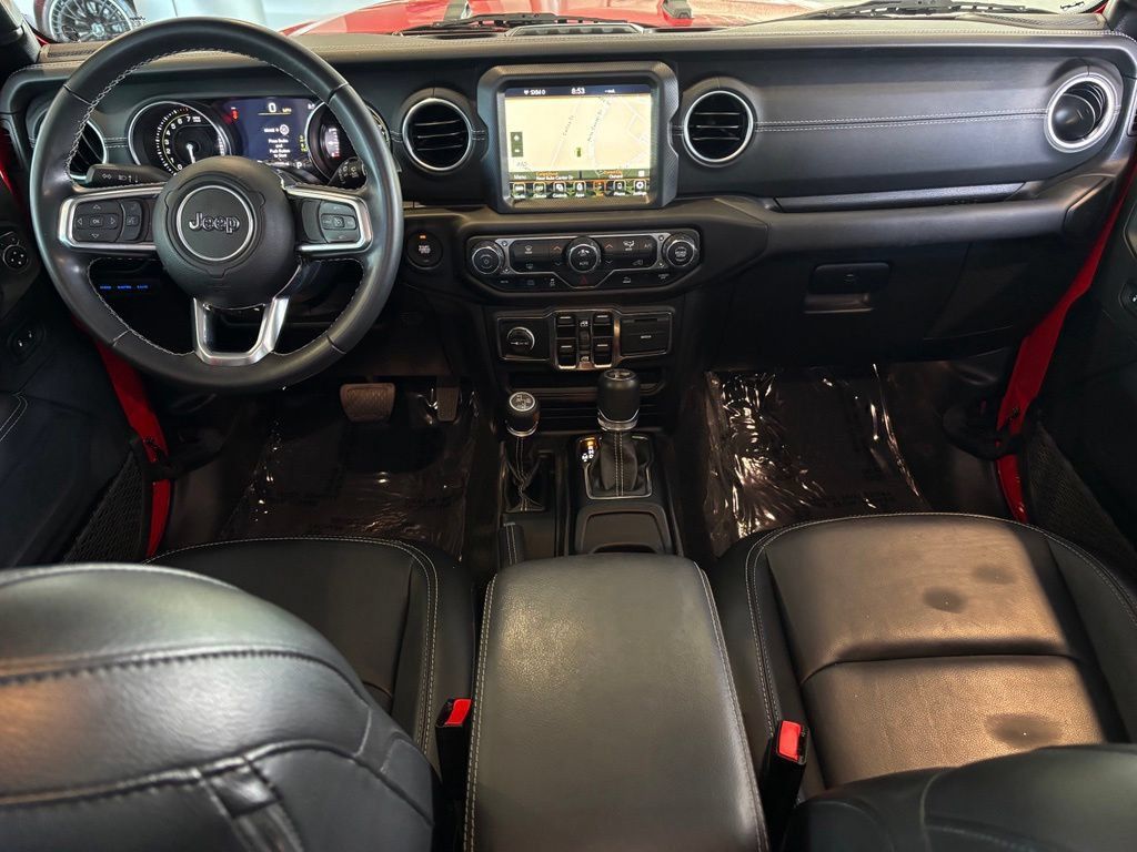 Used 2022 Jeep Wrangler Unlimited Sahara AWD/4WD image 27