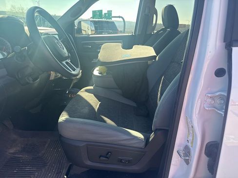 Used 2020 RAM 1500 Classic SLT w/ Trailer & Traction Group image 8