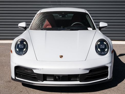 Certified 2025 Porsche 911 Carrera w/ Premium Package image 30