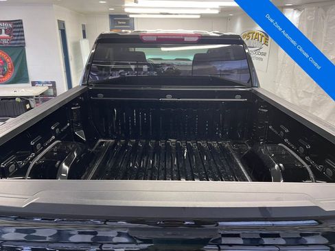 Used 2022 Chevrolet Silverado 1500 LT Trail Boss image 13