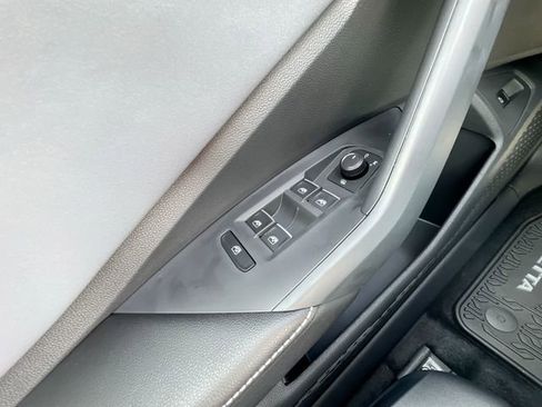 New 2025 Volkswagen Jetta SE image 13