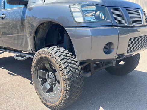 Used 2006 Nissan Titan XE image 3