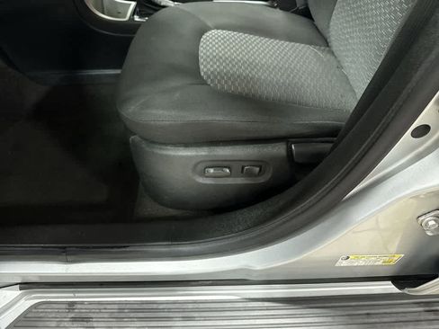 Used 2009 Chevrolet HHR LT w/ LT Preferred Equipment Group image 23