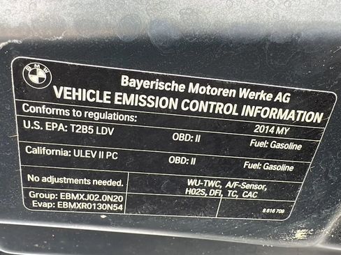 Used 2014 BMW 528i xDrive Sedan AWD/4WD image 11