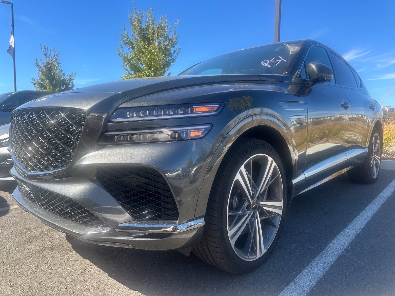 Used 2025 Genesis GV80 3.5T e-SC AWD/4WD image 2