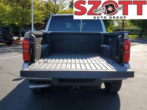 New 2025 Toyota Tacoma TRD Sport image 8