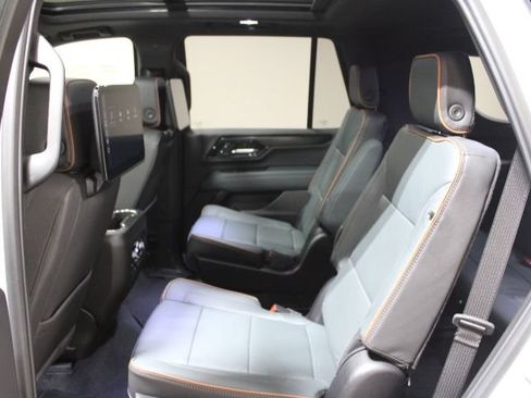 New 2026 GMC Yukon AT4 w/ AT4 Premium Plus Package AWD/4WD image 25