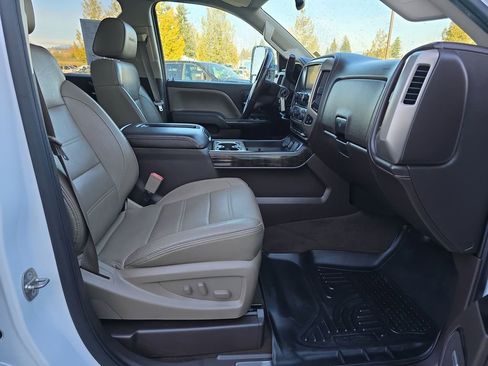 Used 2015 GMC Sierra 3500 Denali image 31