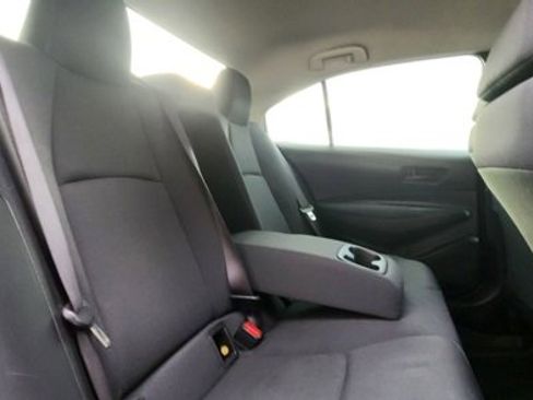 Used 2022 Toyota Corolla LE image 13