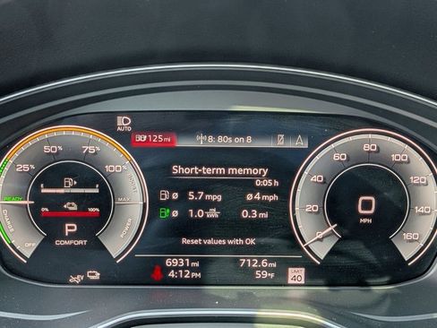 Certified 2024 Audi Q5 e Premium Plus w/ Premium Plus Package image 7