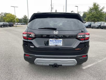 New 2025 Honda Pilot TrailSport