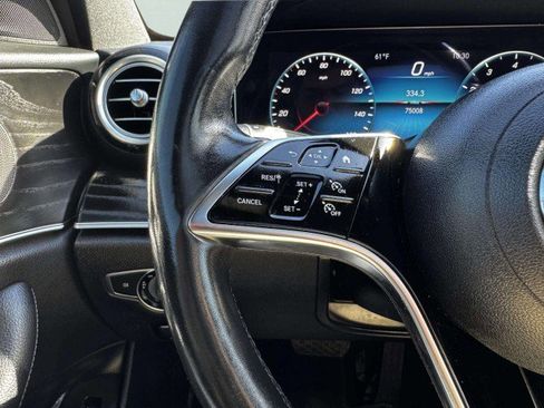 Used 2022 Mercedes-Benz E 350 4MATIC Sedan image 25