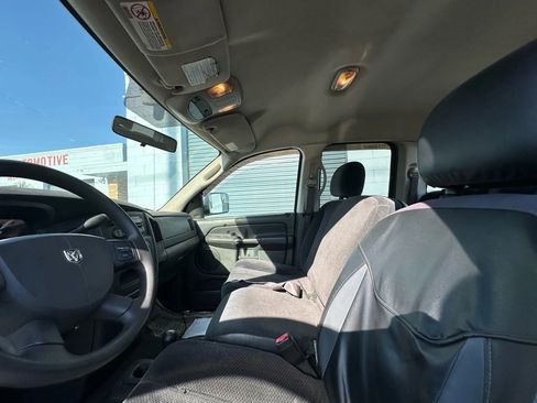 Used 2005 Dodge Ram 2500 Truck SLT w/ Off-Road Group AWD/4WD image 18