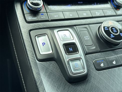 Used 2024 Hyundai Palisade Limited image 26