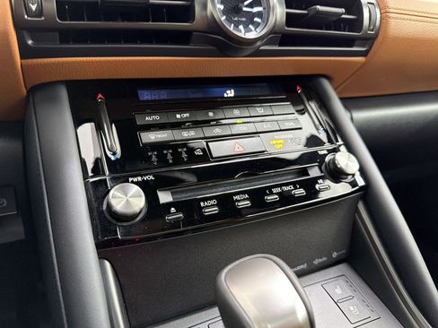 Certified 2025 Lexus IS 300 w/ Premium Package RWD image 19