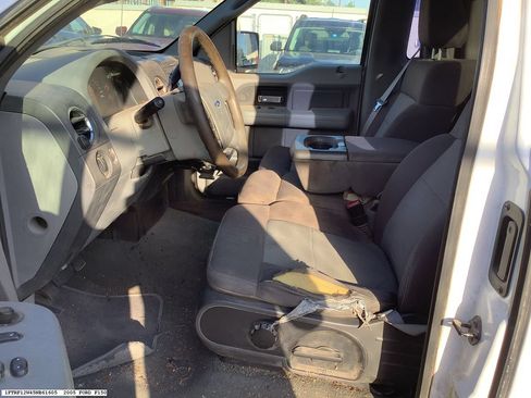 Used 2005 Ford F150 XL RWD image 4