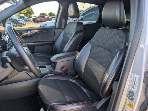Used 2025 Ford Escape ST-Line FWD image 26