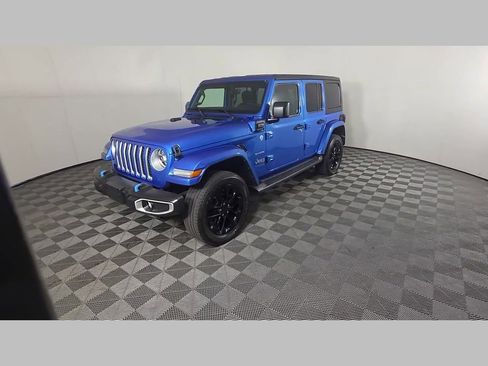 Used 2022 Jeep Wrangler Unlimited Sahara image 48