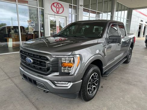 Used 2022 Ford F150 XLT w/ Equipment Group 302A High AWD/4WD image 3