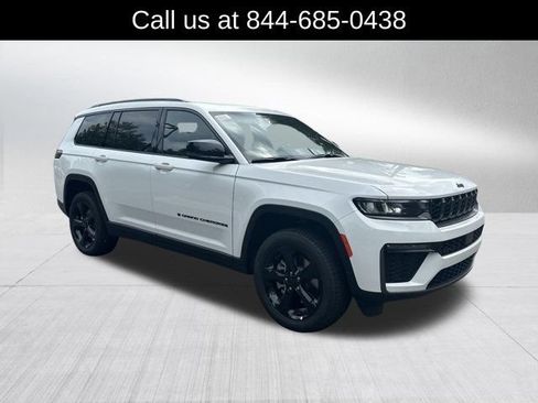 New 2026 Jeep Grand Cherokee L Limited AWD/4WD image 3