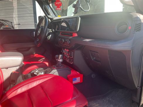 Used 2024 Jeep Wrangler Unlimited Rubicon 392 w/ Dual Top Group image 11