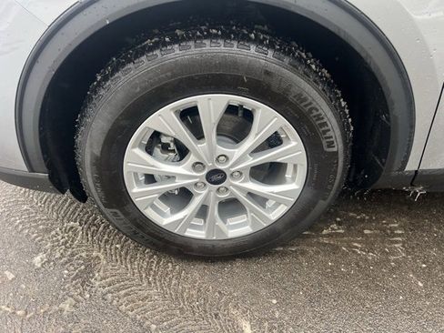 Certified 2023 Ford Escape Active w/ Tech Pack #2 image 9