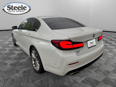 Used 2021 BMW 530i w/ Premium Package RWD image 3