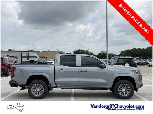 New 2026 Chevrolet Colorado LT w/ LT Convenience Package AWD/4WD image 3