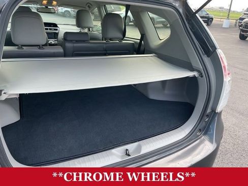 Used 2017 Toyota Prius V Four image 17