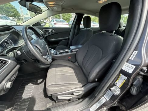 Used 2017 Chrysler 200 LX FWD image 12