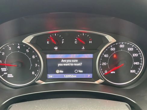 Used 2021 GMC Terrain SLT w/ Infotainment Package II AWD/4WD image 16