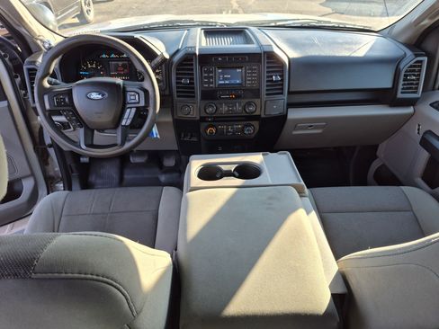 Used 2016 Ford F150 XL w/ Equipment Group 101A Mid AWD/4WD image 27