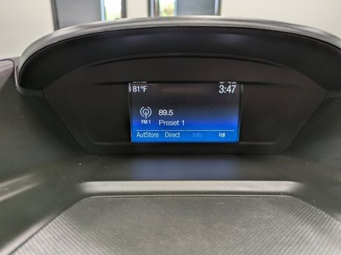 Used 2018 Ford Escape SE image 11