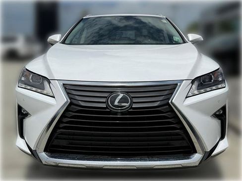 Used 2019 Lexus RX 350L FWD image 2
