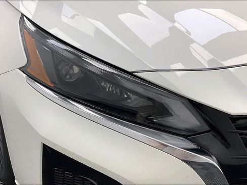 Certified 2024 Nissan Altima 2.5 SV image 23