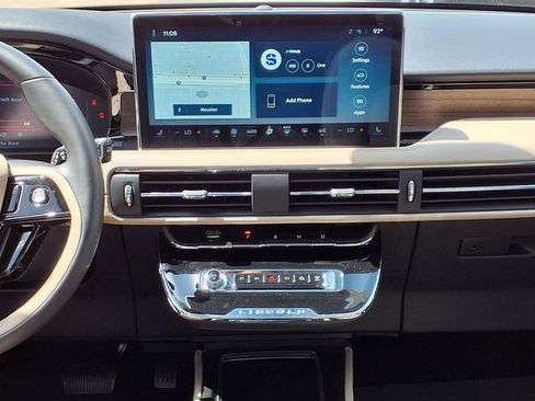 Used 2026 Lincoln Corsair Grand Touring w/ Jet Appearance Package AWD/4WD image 8