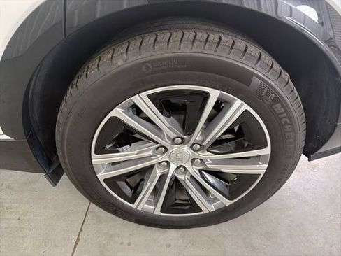 Used 2024 Cadillac Lyriq Luxury RWD image 26