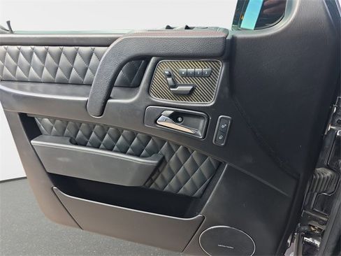 Used 2017 Mercedes-Benz G 63 AMG 4MATIC image 29