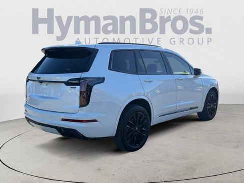 Used 2024 Cadillac XT6 Sport w/ LPO, Onyx Lite Package AWD/4WD image 3