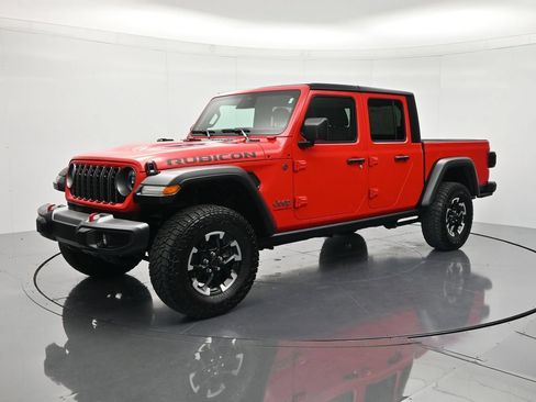 Used 2026 Jeep Gladiator Rubicon AWD/4WD image 1