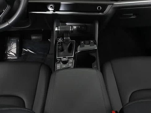 Used 2023 Kia Sportage EX image 15