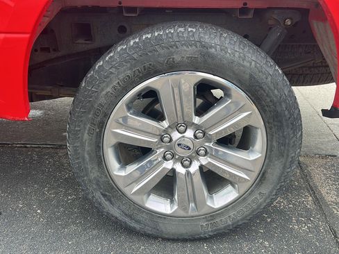 Used 2018 Ford F150 XLT w/ Equipment Group 302A Luxury image 7