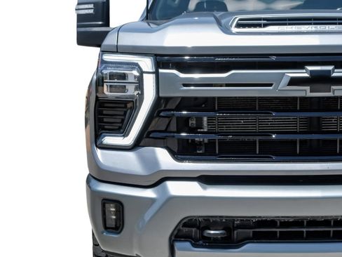 Used 2025 Chevrolet Silverado 3500 LTZ w/ LTZ Convenience Package AWD/4WD image 51