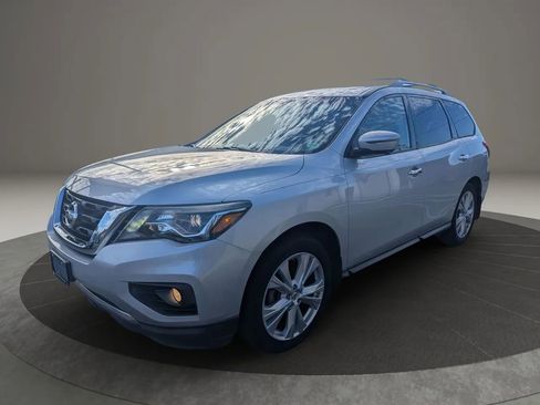 Used 2018 Nissan Pathfinder SL w/ SL Premium Package image 1